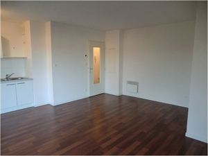 t2 à la location -   31000  TOULOUSE, surface 42 m2 location t2 - UBI480222224
